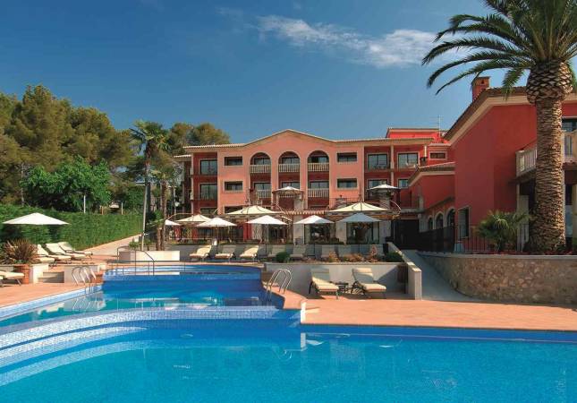 Las mejores habitaciones en Salles Hotel & Spa Cala del Pi. La mayor comodidad con los mejores precios de Girona